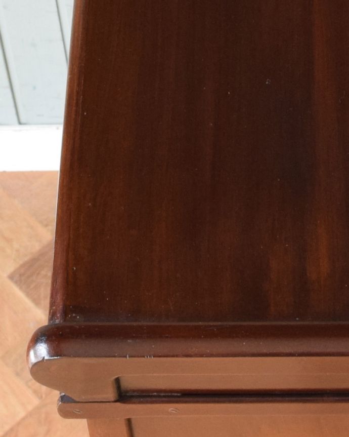 アンティークのキャビネット　アンティーク家具　グローブ・ヴェルニッケ社のアンティーク家具、英国輸入のスタッキングブックケース（本棚）。高級なマホガニー材で造られたキャビネット。(j-1963-f)