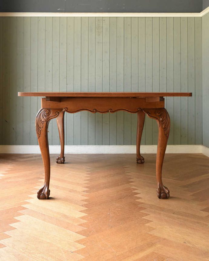 アンティークのテーブル　アンティーク家具　パーケット柄が美しいフランスのドローリーフテーブル（伸張式ダイニングテーブル）。脚の美しさが自慢のテーブル！サイドから見るとこんな感じです。(j-2012-f)