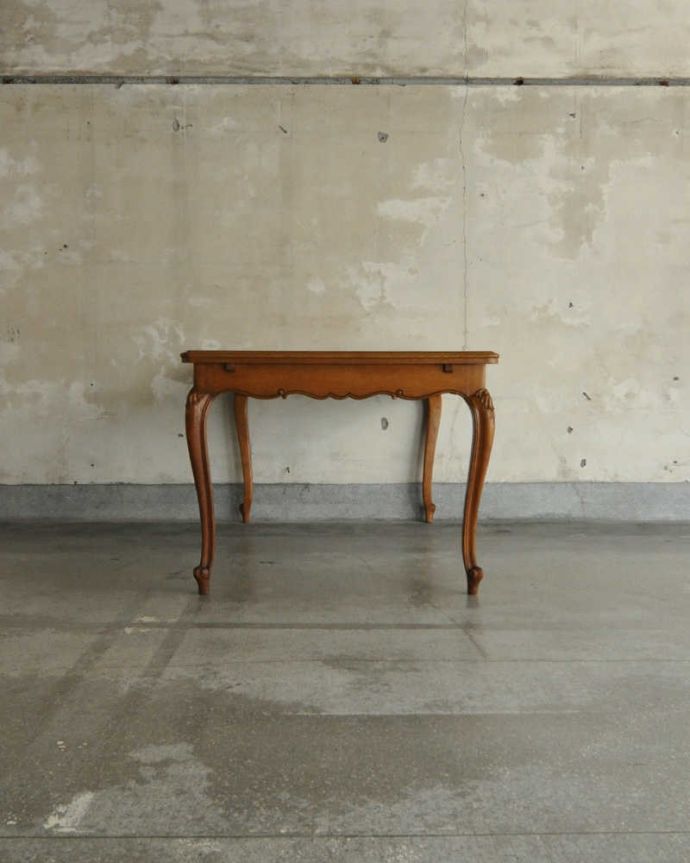 アンティークのテーブル　アンティーク家具　フランスの美しいアンティーク家具、伸張式ダイニングテーブル（ドローリーフテーブル）。こちら側も、もちろんキレイです。(j-2076-f)