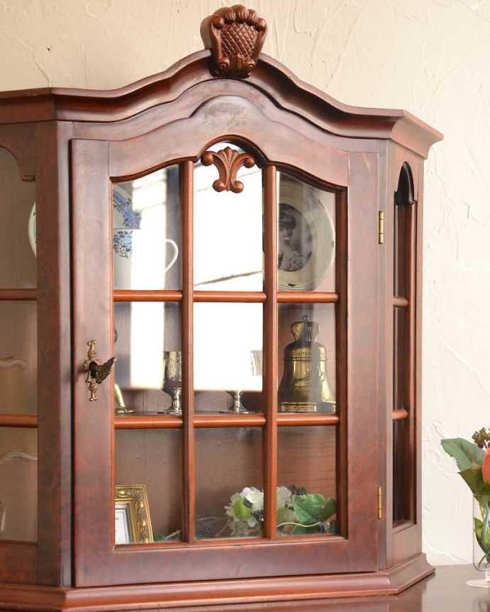 小さなガラス扉の鍵付きミニキャビネット、フランスから到着したアンティーク家具