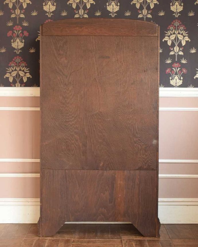 アンティーク｜ロイドルーム　アンティーク家具　英国で見つけたアンティーク家具、オーク材の木製ブックケース（本棚）。後ろ姿もキレイです。(j-2314-f)