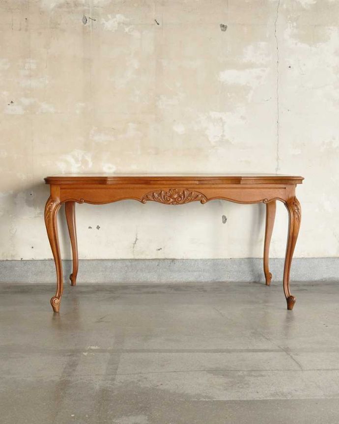 アンティークのテーブル　アンティーク家具　フランス輸入の美しいドローリーフテーブル、パーケットリーの伸張式ダイニングテーブル。横から見てもステキやっぱり脚の曲線が美しい･･･みんなに自慢したくなる脚線美です。(j-2555-f)