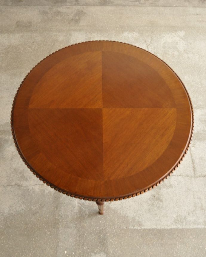 アンティークのテーブル　アンティーク家具　テーブル。いろんなことに使って下さい。(j-2640-f)