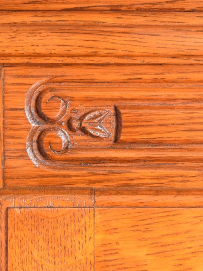 サイドボードの装飾