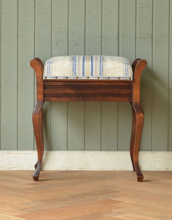 英国の収納付アンティークの椅子、布張りのスツール（ピアノスツール）(j-556-c)｜アンティークチェア・椅子