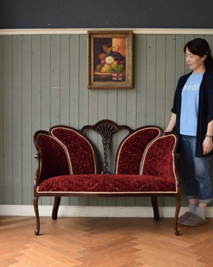 セティ・ソファ・ベンチ　アンティーク チェア　イギリスで見つけたアンティークチェア、どこから見ても優雅な特別なセティ（ソファ）。最上級の美しさで見た人みんなを魅了する椅子アンティークの椅子の中でも特に美しいセティ。(j-612-c)