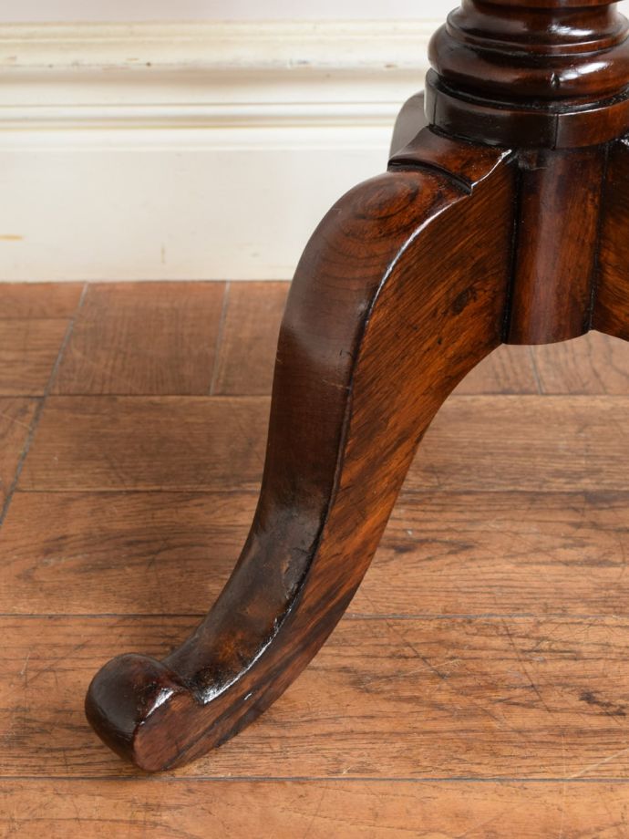 イギリスの美しいアンティークの椅子、優雅な脚のピアノスツール(j-733