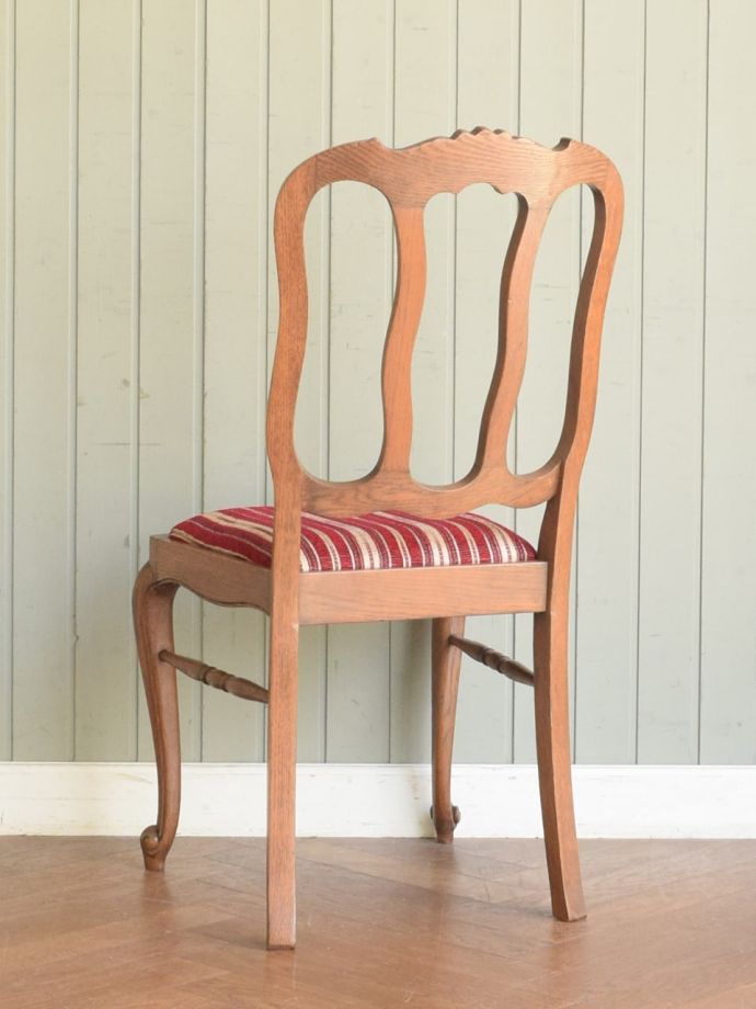フランスから届いた猫脚のおしゃれな椅子、フレンチアンティークの 