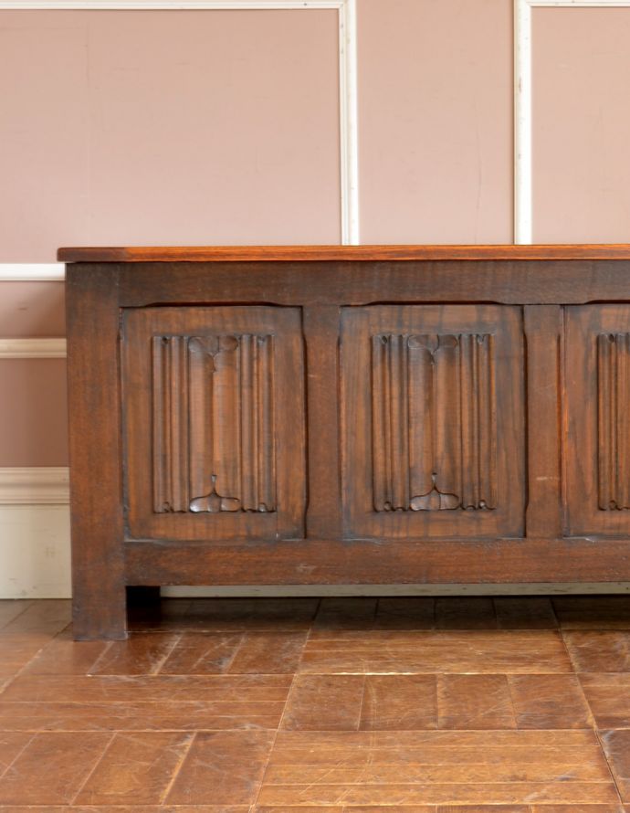 ブランケットボックス・収納ボックス　アンティーク家具　1920年代のアンティーク英国家具、ベンチにも使えるコファー。中もきちんとメンテナンスしているので、安心してお使いくださいね。(j-944-f)