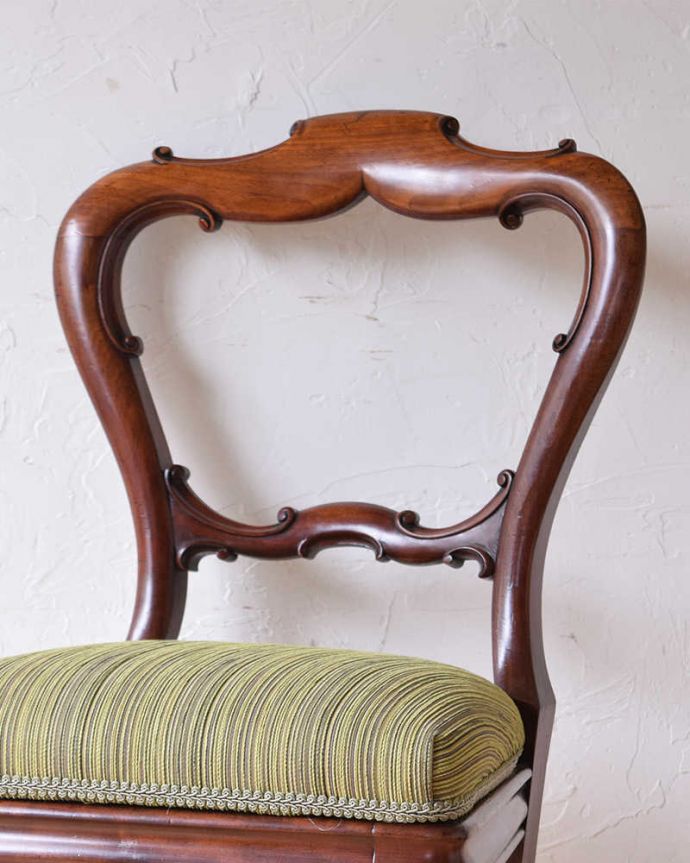 アンティークの椅子、バルーンバックチェア