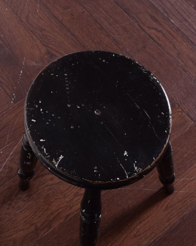 板座面　アンティーク チェア　テーブルにも使えます！イギリス入荷のアンティークスツール（椅子）。キレイな座面です。(k-1262-c)
