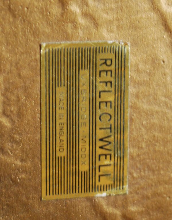 アンティーク フレーム付きミラー　アンティーク雑貨　英国のアンティークのレクタングルミラー、ゴールドフレーム。タグが残っていました。(k-1330-z)