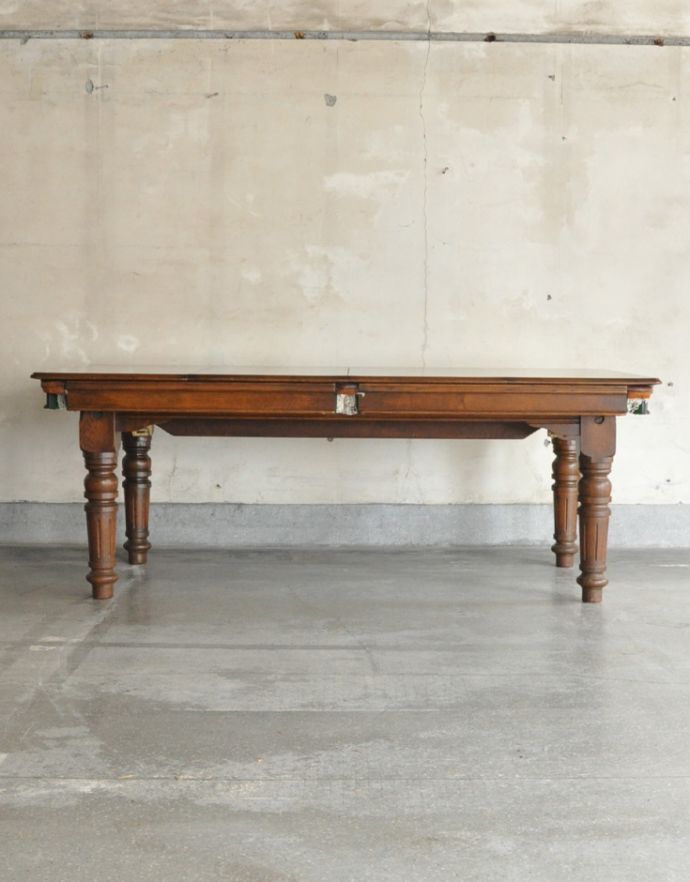 ロイドテーブル　アンティーク家具　ビリヤードで遊べちゃう、めずらしいアンティークのテーブル。パブなどで使われていたのでしょうか。(k-1347-f)