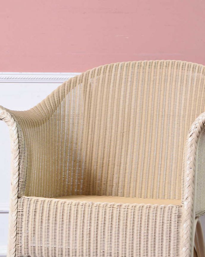 ロイドルーム　アンティーク チェア　紙とワイヤーで造られているアンティークの椅子、英国のロイドルームチェア。アンティークとして使える頑丈さが魅力です可愛い編み目模様もロイドルームの魅力の一つ。(k-1375-c)