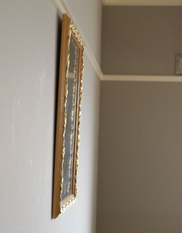 アンティーク フレーム付きミラー　アンティーク雑貨　豪華な装飾が施されたフレームミラー、アンティークの鏡。アンティークのミラーは重みがあります。(k-1451-z)