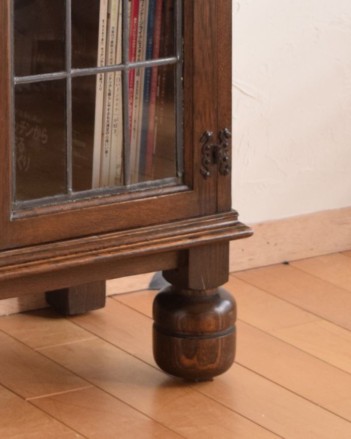 ビューロー　アンティーク家具　アンティークの英国家具、本棚とデスクが付いたお洒落なサイドバイサイド。デザイン性のある脚。(k-1462-f)