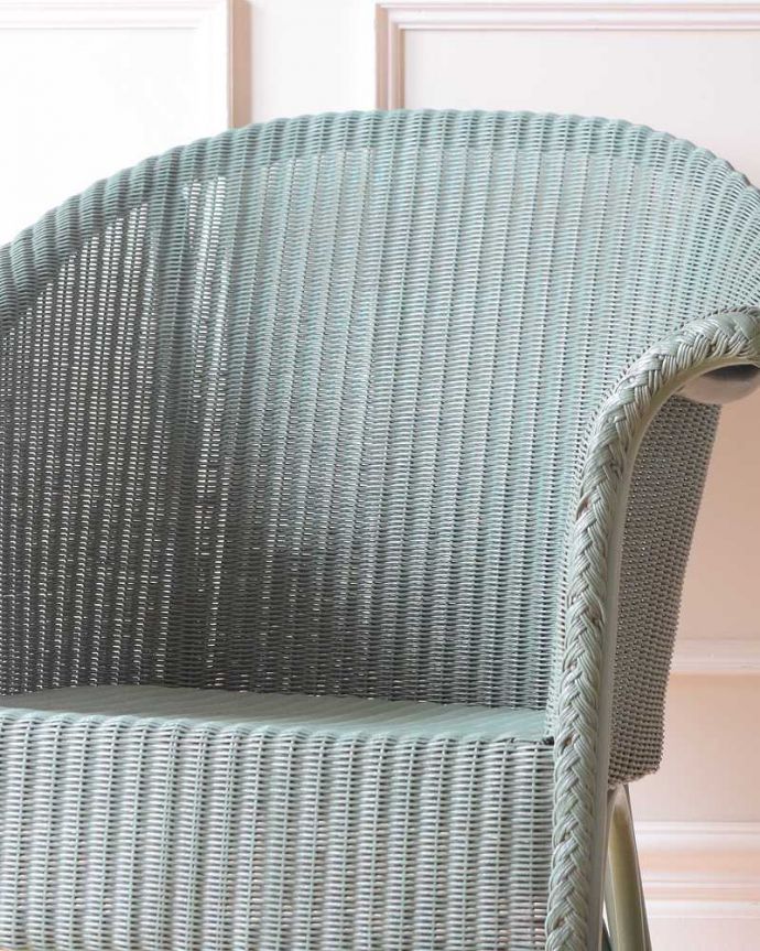 ロイドルーム　アンティーク チェア　紙とワイヤーで造り出されたアンティークの椅子、ゆったりと過ごせるロイドルームチェア 。アンティークとして使える頑丈さが魅力です可愛い編み目模様もロイドルームの魅力の一つ。(k-1598-c)