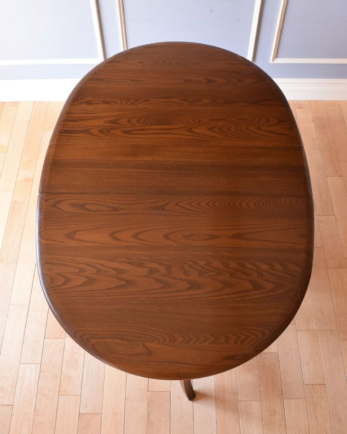 アンティークのテーブル　アンティーク家具　英国輸入のアンティーク家具、脚先の曲線まで美しいゲートレッグテーブル（伸張式テーブル）。天板です。(k-1788-f)