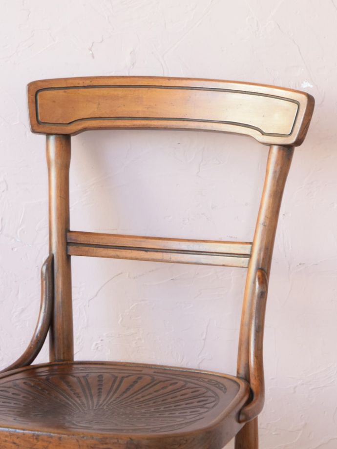 イギリスのオシャレなアンティークの椅子、曲げ木のベントウッドチェア
