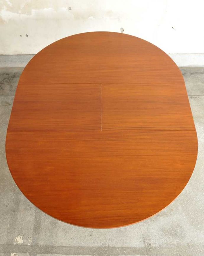 G-PLAN(Gプラン)　アンティーク家具　G-PLANデザインのダイニングテーブル、伸張できるヴィンテージ家具。天板もピカピカにお直ししました。(k-2403-f)