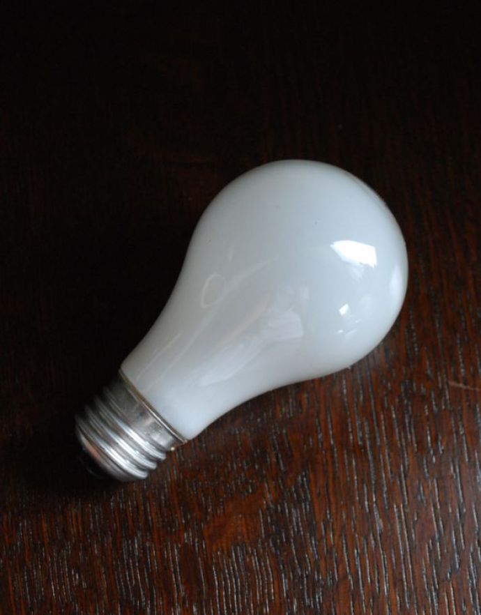 シャンデリア　照明・ライティング　イギリスから届いたアンティーク照明、マーブル模様がキレイなハンギングボウル（Ｅ26球付） 。届いてすぐに使えます電球はどこでも購入出来る日本球仕様（E26型・100Wまで対応）でオーバーホウルしました。(k-2514-z)
