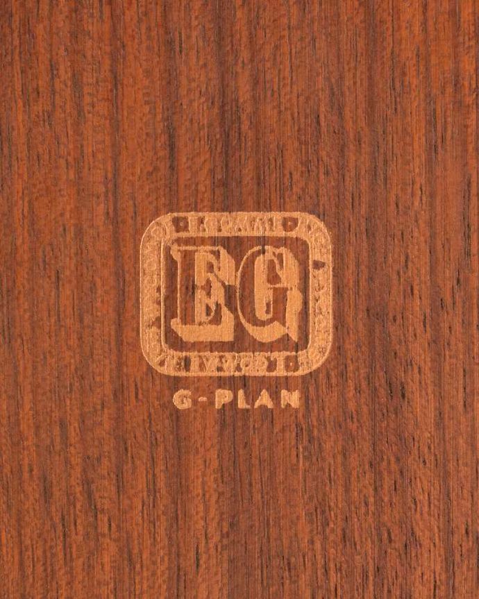 G-PLAN(Gプラン)　アンティーク家具　G-PLANトラー＆ブラックのゲートレッグテーブル、北欧スタイルのヴィンテージ家具。ロゴが残っていました「Gplan」のロゴが付いています。(k-2688-f)
