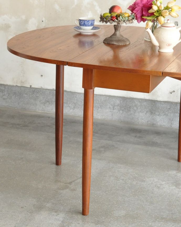 アンティークのテーブル　アンティーク家具　アンティーク ＧＬＴ（Ｇｐｌａｎ）　3WAYで使えちゃう便利さが自慢バタフライテーブルは、3通りの大きさで使える便利なテーブル。(k-2800-f)