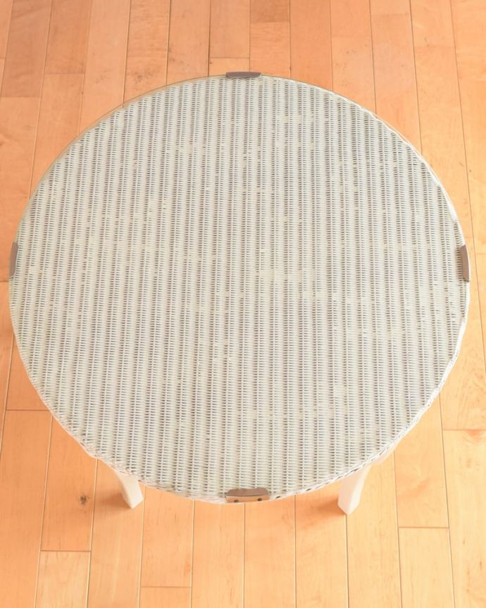 ロイドルーム　アンティーク家具　アンティーク ロイドルームテーブル　天板の形を見てみると･･･テーブルの形を上から見ると、こんな感じです。(k-2826-f)