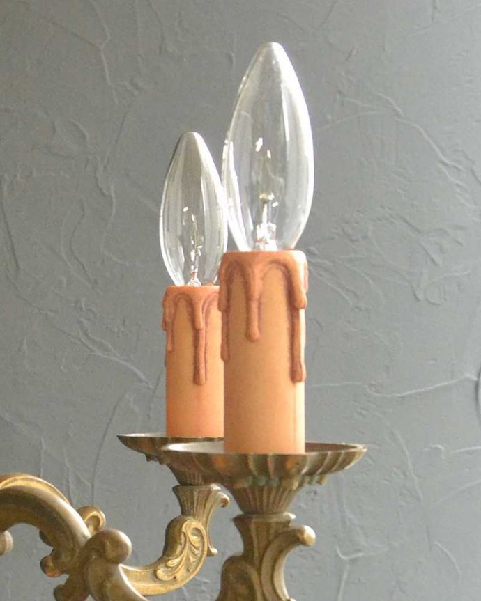 シャンデリア　照明・ライティング　装飾の美しい華やかな真鍮製アンティークシャンデリア（5灯）（Ｅ17シャンデリア球付）。。(k-2916-z)