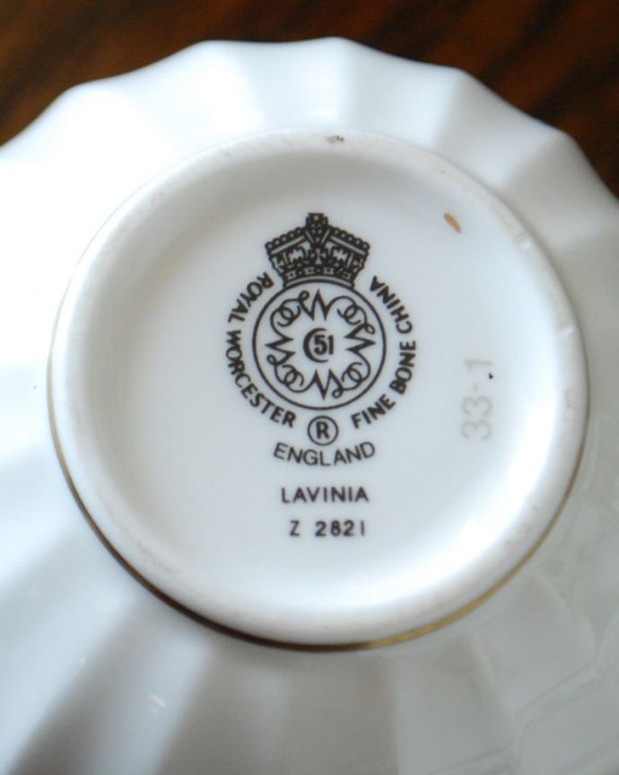 ロイヤルウースターのアンティーク陶磁器、ラビニア(LAVINIA)のカップ＆ソーサー