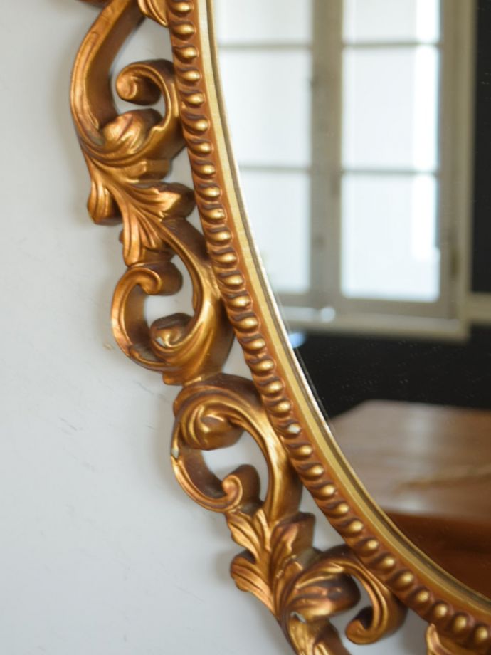 アンティークの鏡の装飾