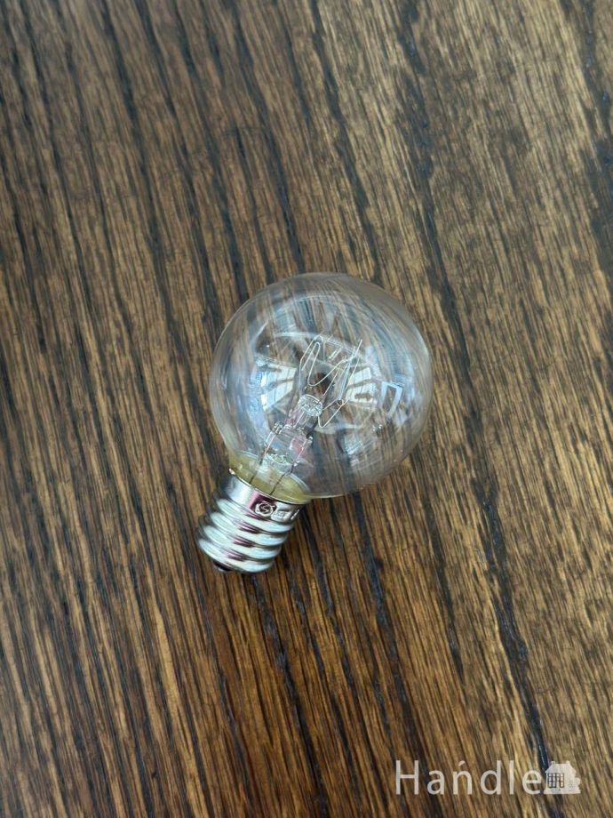 テーブルランプの電球