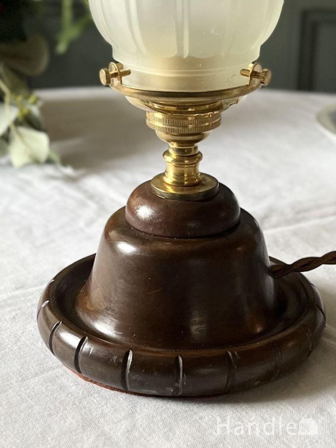 テーブルランプの装飾