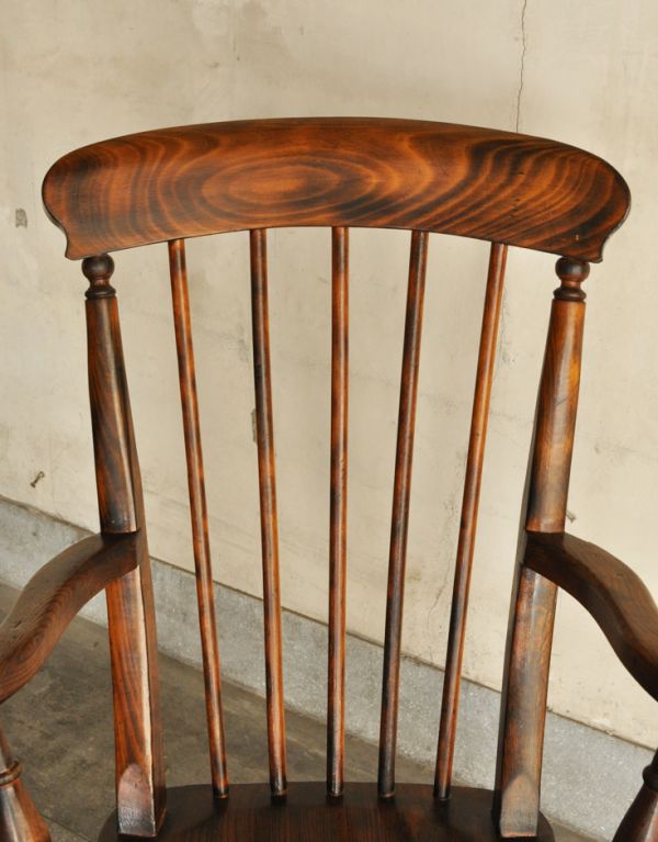 ゆらゆら揺れる英国アンティークの椅子、木製のロッキングチェア(k-919k-c)｜アンティークチェア・椅子