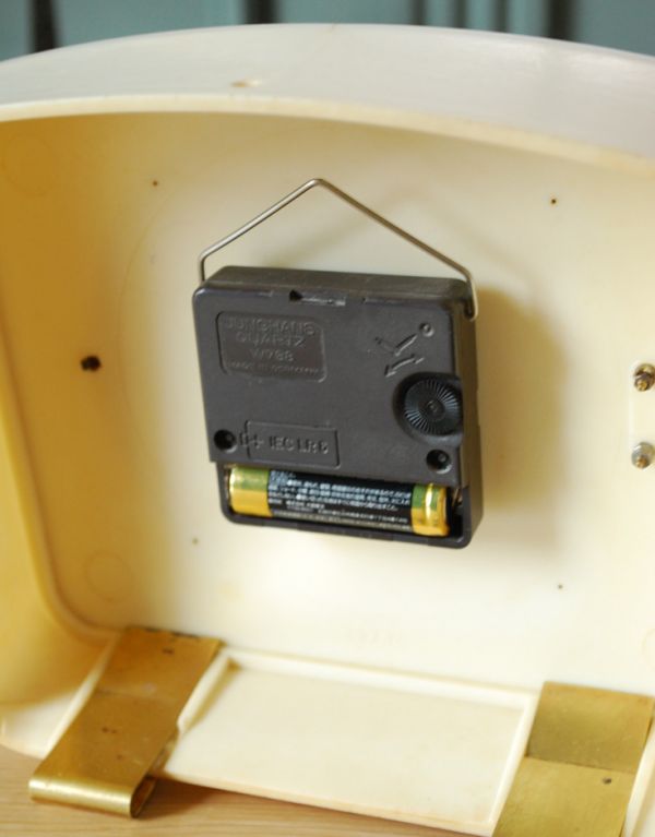 アンティーク雑貨　パリの時計メーカーJAZ社のクロック（置き時計）。単３電池使用です。(m-1237-z)