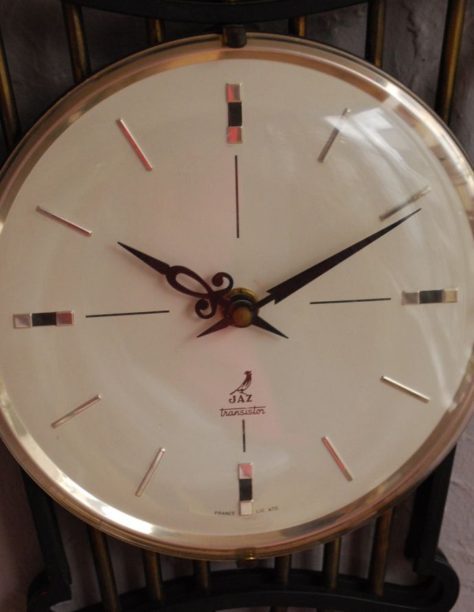 時計・スケール・カレンダー　アンティーク雑貨　パリの時計メーカーJAZ社の壁掛け時計（ウォールクロック）。※動作確認済みです。(m-1474-z)