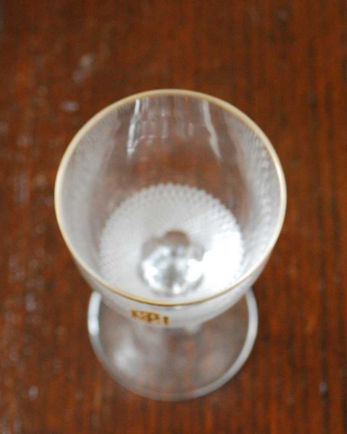フランスで出会ったモノグラム入りの小さな極薄グラス（S