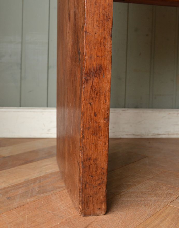 セティ・ソファ・ベンチ　アンティーク チェア　イギリスで見つけたアンティークの長椅子、オールドパインのチャーチベンチ。丈夫な脚です。(m-375-c)