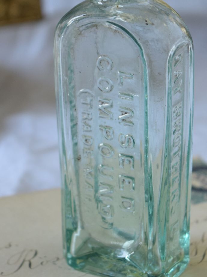 アンティーク 特大 吹きガラスの蓋付きガラス瓶(寸胴型)