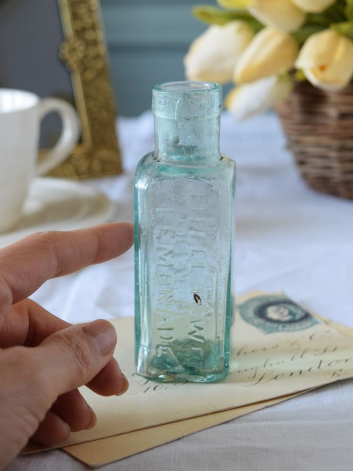 日本公式サイト アンティーク ガラス瓶 ボトル 特大 レトロ 水色 花瓶 