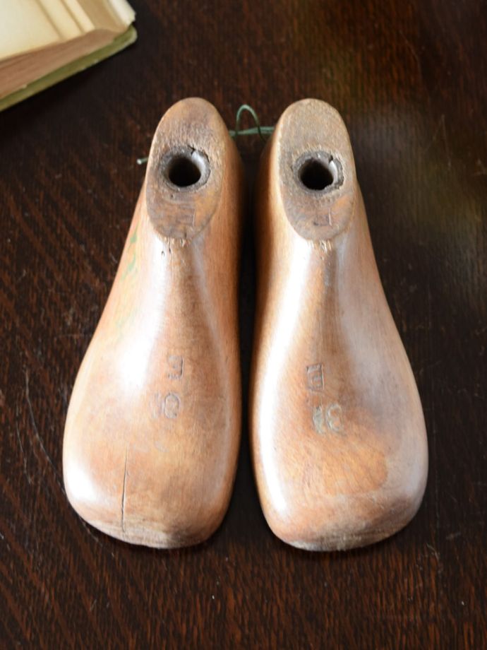 アンティーク(ジャンク)子どもの靴の木型