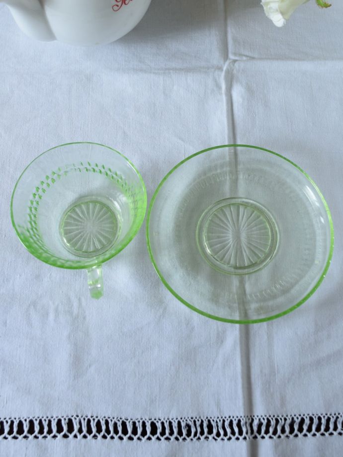 アンティークのおしゃれな食器