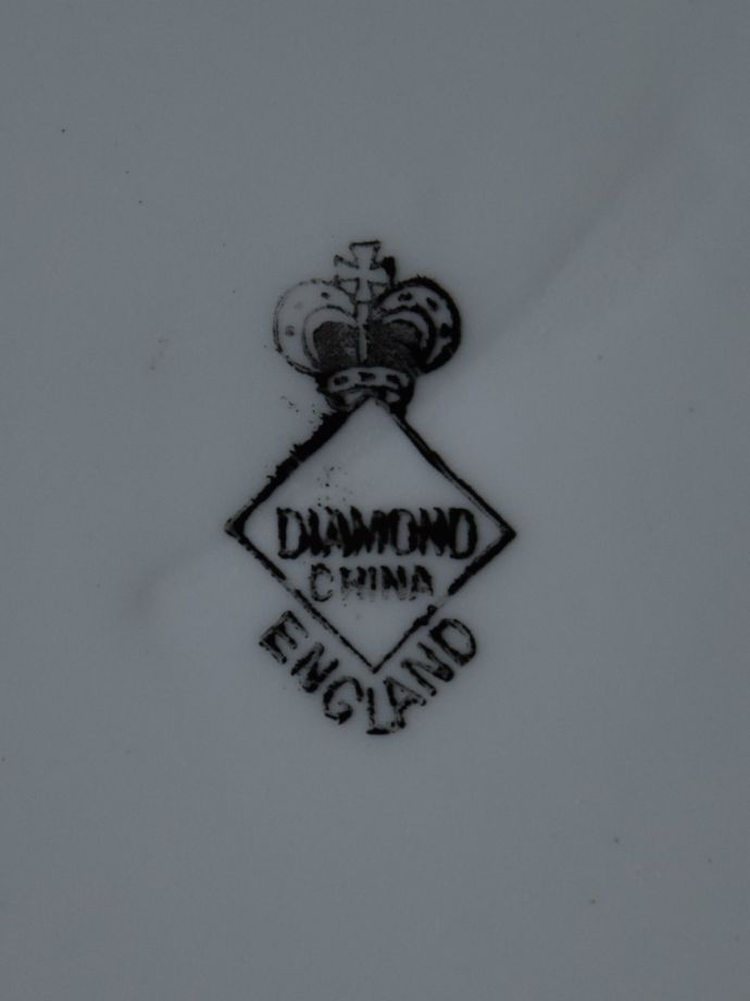 ダイアモンド・チャイナのバックスタンプ