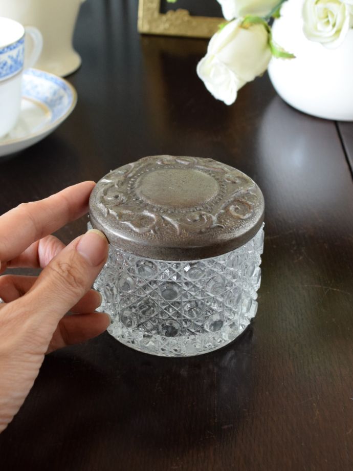 アンティークのガラス雑貨