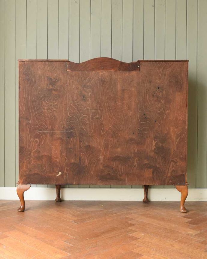 ビューロー　アンティーク家具　本棚とデスクが一つになったイギリスのアンティークサイドバイサイド。もちろん、後ろ姿もキレイです。(m-645-f)