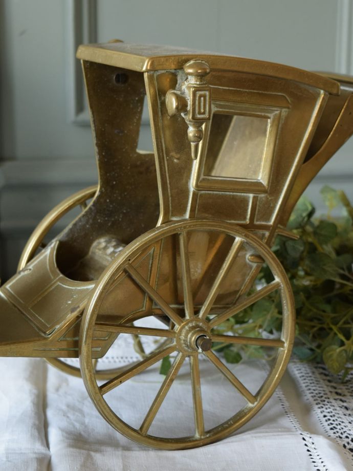 英国アンティークの真鍮製のオブジェ、イギリスで見つけたブラスホース