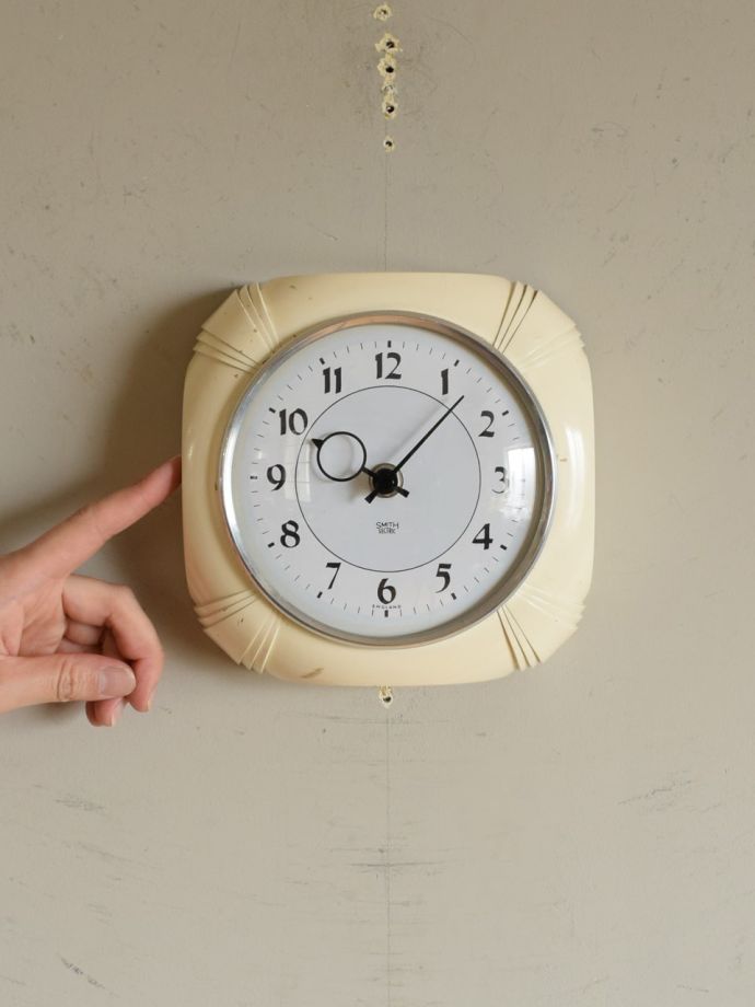 日本未発売新品未使用品ですSMITHS M.A. British スミス　ウォールクロック　壁掛け時計