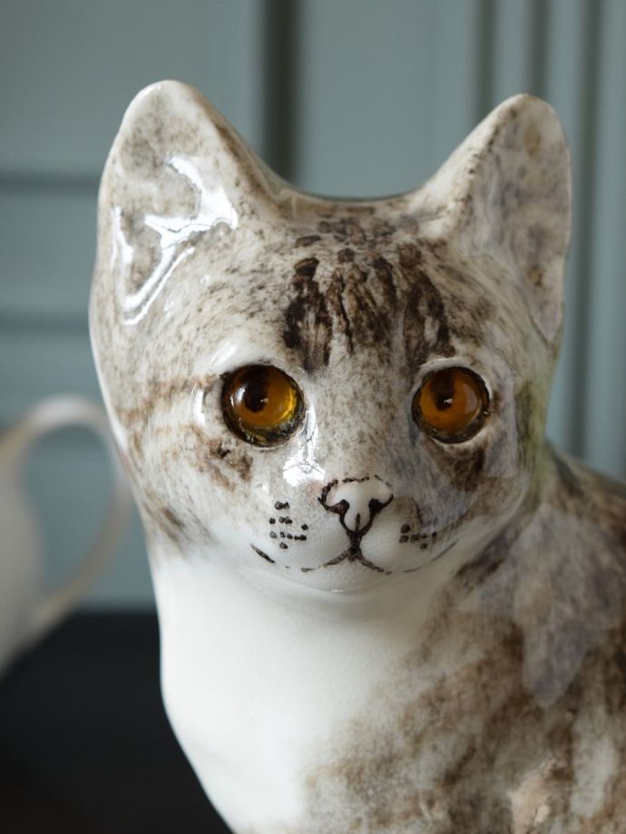 ジェニー・ウィンスタンレイ(WINSTANLEY CAT)のオブジェ、陶磁器で出来