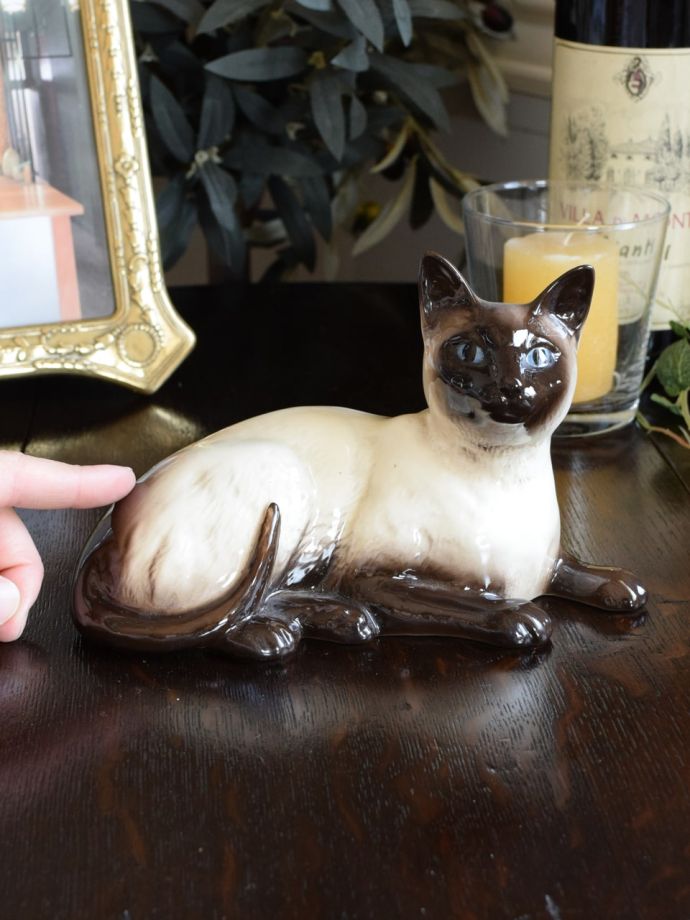 ベスウィック社のシャムネコの置物、イギリスアンティークの陶器の猫