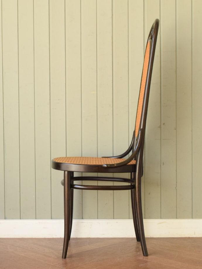 イギリスから届いたおしゃれなアンティークの椅子、トーネット（THONET